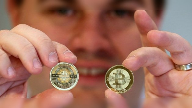 Cómo se rige el sistema de Bitcoin