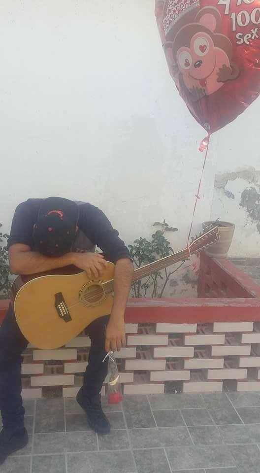 soldado caido musical guitarra